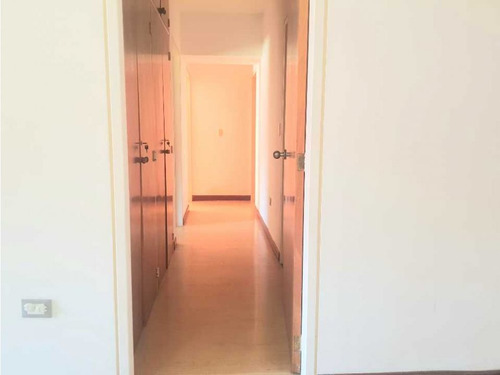 Apartamento En Venta En Los Pinos - La Boyera