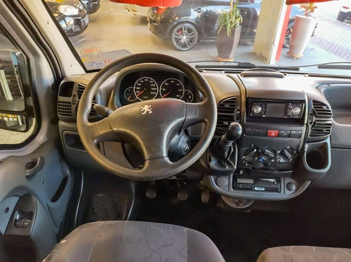 Imagem 5 de 8 de Peugeot Boxer 2.3 Hdi 330 16 Lugares 16v Turbo Diesel