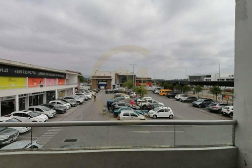 Se Arrienda Local 51 M2, Boulevard Del Valle.