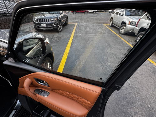 Infiniti QX80 5.6l Perfection 8 Pasajeros At
