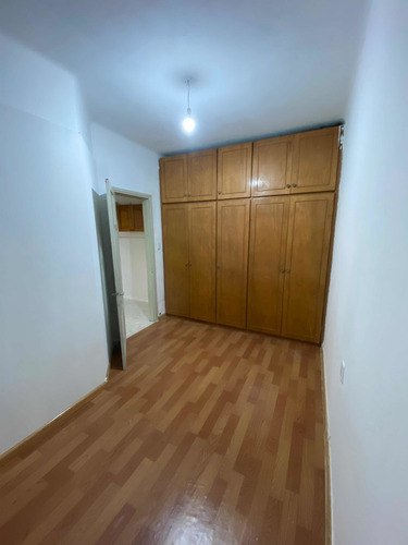 Imagen 11 de 14 de Apartamento Interior De 2 Dormitorios, Planta Baja.