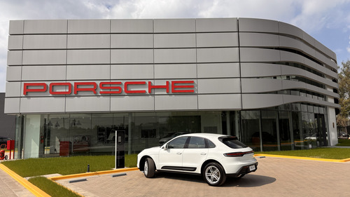 Porsche Macan 2.0 265HP