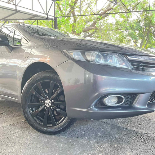 Imagem 9 de 15 de Honda Civic 1.8 Lxl 16v Flex 4p Automático