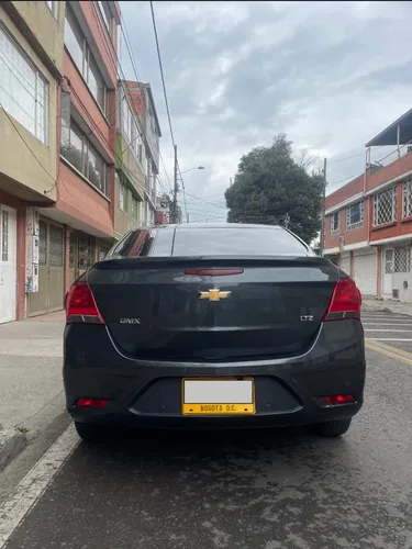 Chevrolet Onix 1.4 Ltz 4 p