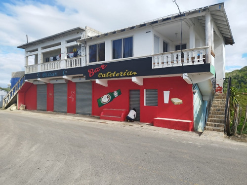 Se Vende Billar Y Habitaciones Ubicado En La Guazara Las Terrenas