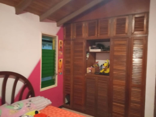 Imagen 8 de 14 de Casa 300m2 La Fontanera Los Teques