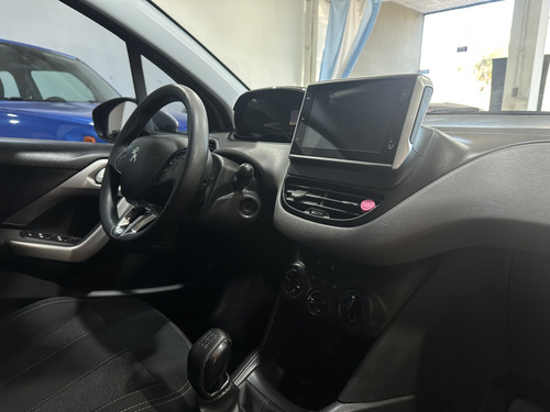 Peugeot 208 1.6 Allure