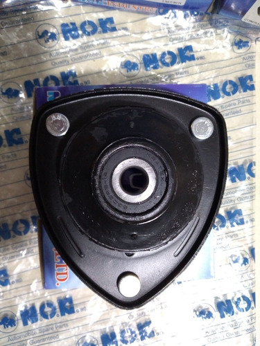 Base Amortiguador Del. Yaris 2000 2001 2002 2003 2005 Nok