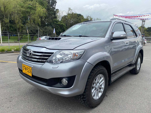 Toyota Fortuner 2015 3.0 Sr5 169 Hp