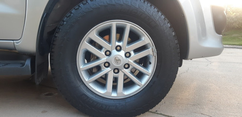 Toyota Sw4 3.0 Srv Cuero I 171cv 4x4 5at 2012