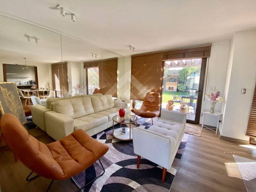 Linda Casa En Venta, 3 Dormitorios, Santa Elena, Chicureo