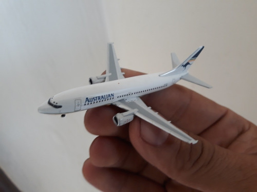 Avion Boeing 737-300 De Australian Vh-tai En Escala 1:400