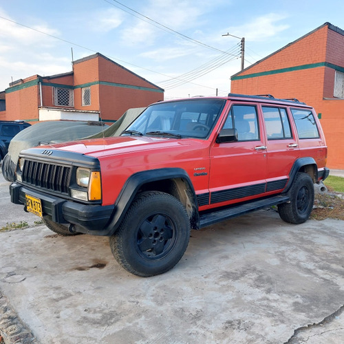 Jeep Cherokee 4.0 Laredo