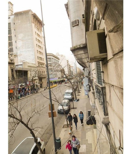 Imagen 13 de 14 de Oficina Con 3 Privados Centro De La Ciudad De Cba.
