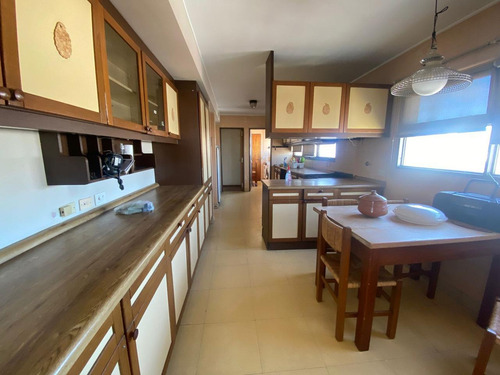 Imagen 10 de 30 de Departamento - La Plata