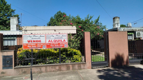 Casa En Venta - Barrio Oeste I - 3 Dormitorios