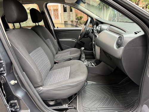 Renault Logan 1.4  No Pico Y Placa