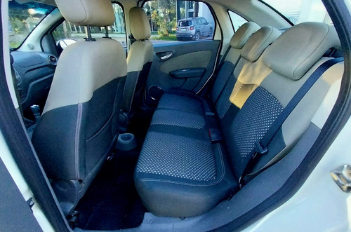 Fiat Grand Siena 1.6 Essence 115cv Pack Seguridad
