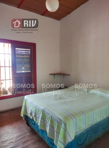 Venta - Casa En Playa Verde, Catia La Mar, Estado La Guaira.