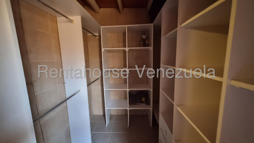 José Trivero Vende Bella Y Acogedora Casa Ubicada En Cabudare, Cuenta Con Tanque Subterráneo Y Parque Infantil