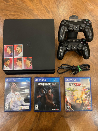 Playstation 4 500 Gb 2 Joystick + 4 Juegos + Base De Carga 