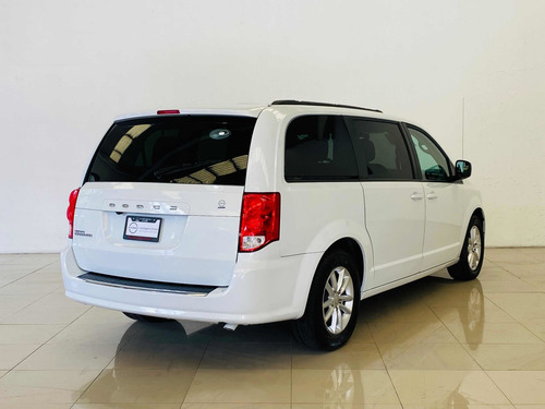 Imagen 8 de 15 de Dodge Grand Caravan 2019 3.7 Sxt+ At