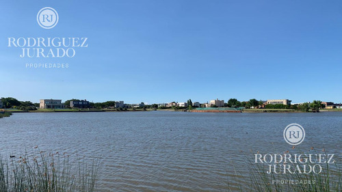 El Mejor Lote A La Laguna En Islas El Canton