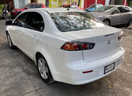 Imagen 7 de 14 de Mitsubishi Lancer
