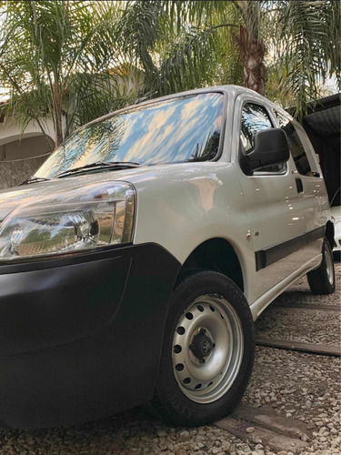 Imagen 13 de 15 de Partner 1.6 Hdi / Kangoo Berlingo Ecosport Suran 4x2 4x4