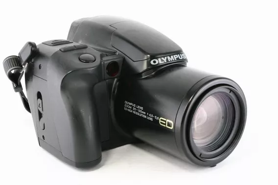 Olympus L1 35mm Camera, Ed Quartz Date 35-135 F/4.5-5.6