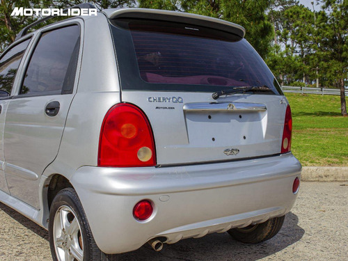 Imagen 20 de 25 de Chery Qq3 Confort 1.1 Extra Full | Permuta / Financia