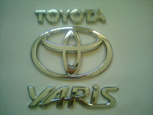 Juego De Emblemas Para Maleta De Toyota Yaris