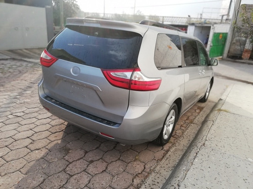Toyota Sienna 2017 3.5 Le At