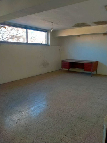 Imagen 11 de 22 de Deposito Oficinas Edificio Alquiler Alberdi