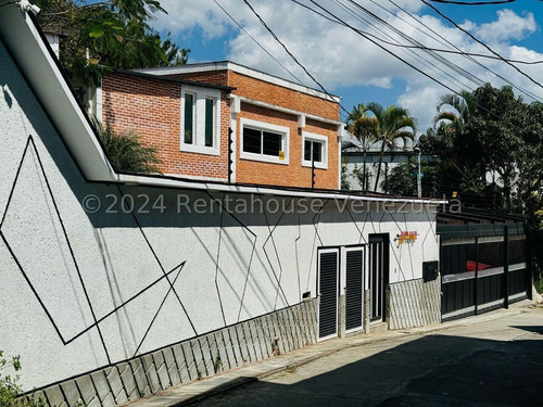 Casa En Venta En El Hatillo 24-18799 Yf