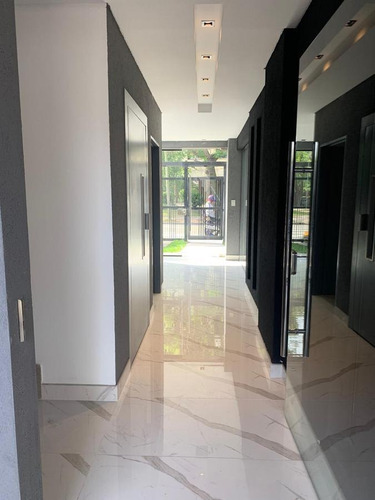 Imagen 2 de 30 de Departamento En Venta 2 Ambientes Olivos