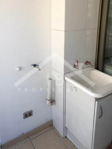 * Departamento 1d 1b Con Terraza, Caminando Comercio, Metro