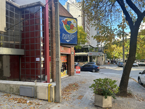 Alquiler Local Pocitos Sobre Berro Esquina Pagola