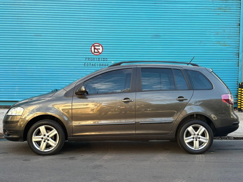 Volkswagen Suran 1.6 I Highline 90d