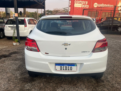 Chevrolet Onix 1.0 Lt 5p