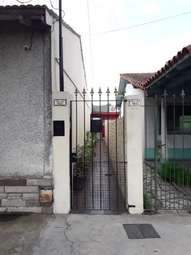 Imagen 2 de 14 de Departamento Tipo Casa En Venta Cond En Remedios De Escalada Oeste