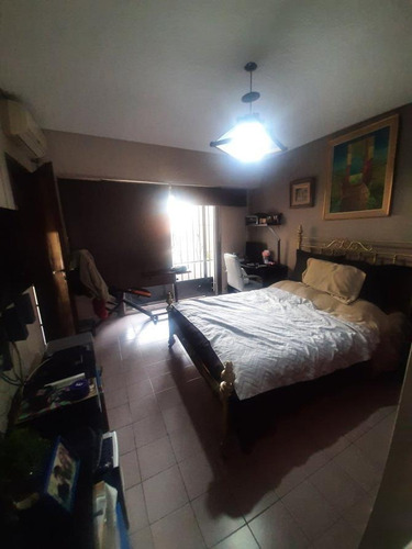 Imagen 11 de 24 de Liniers 188, Hermoso Chalet De 2 Plantas