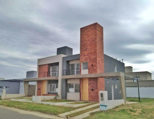 Venta Dúplex 2 Dorm San Ignacio Village Excelente Ubicación