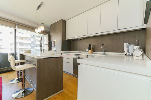Departamento En Arriendo De 2 Dorm. En Las Condes
