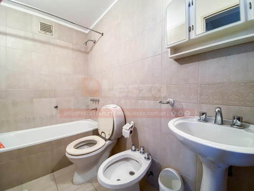 Imagen 8 de 8 de Luminoso Departamento Apto Uso Profesional O Vivienda