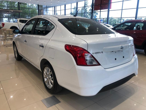 Nissan Versa V Drive Plus At #09