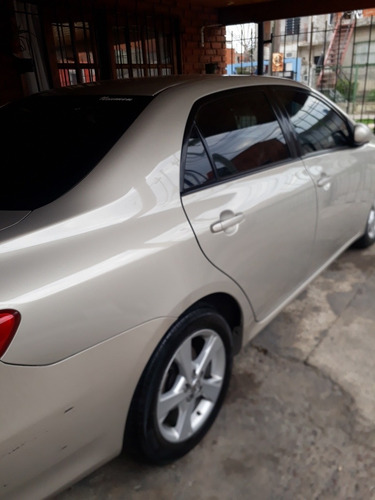 Imagen 13 de 14 de Toyota Corolla 2011 1.8 Xei Mt