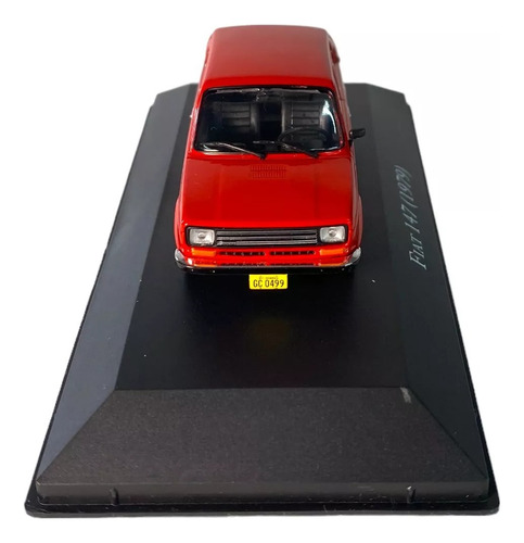 Miniatura Fiat 147 (1979) - Carros Clássicos Do Brasil 1/43 Cor Vermelho