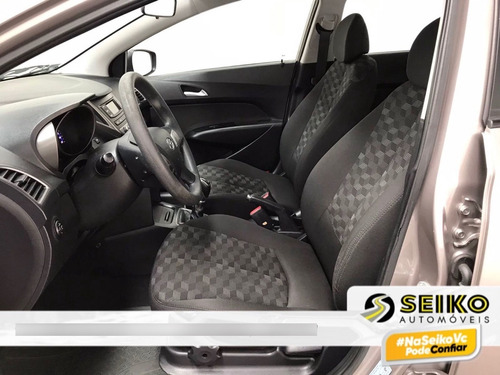 Imagem 11 de 15 de Hyundai Hb20 C./c.plus/c.style 1.6 Flex 16v Mec. 2016/20...