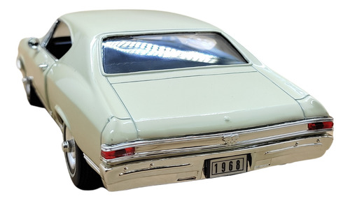 Miniatura Chevrolet Chevelle Ss 396 1968 1/24 - Lp7 Cor Bege